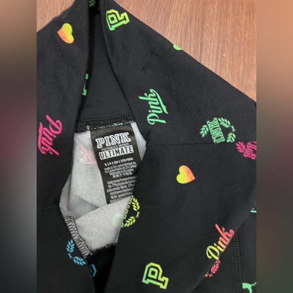 PINK VS HTF ULTIMATE RAINBOW
LEGGINGS S - Picture 5 of 5